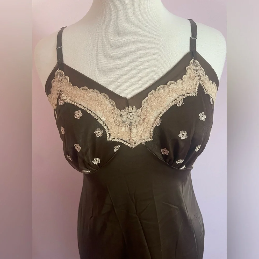 Vintage Brown and Mocha Lace Nightgown - Picture 2 of 5